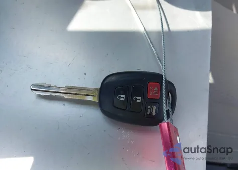 2015 Toyota Corolla Le z USA, uszkodzony, nr VIN 2T1BURHE8FC464122